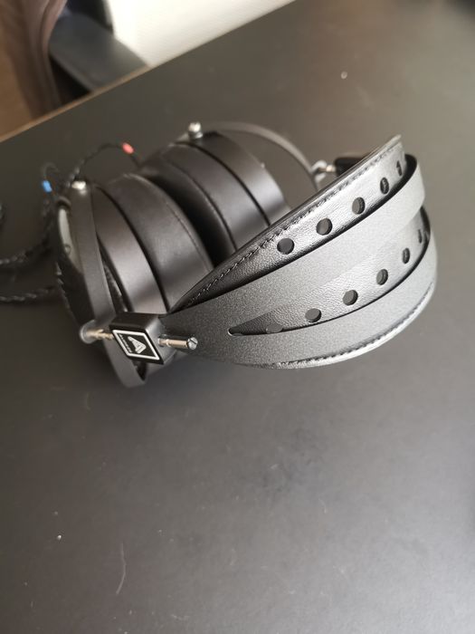 Headphones Audeze LCD-XC