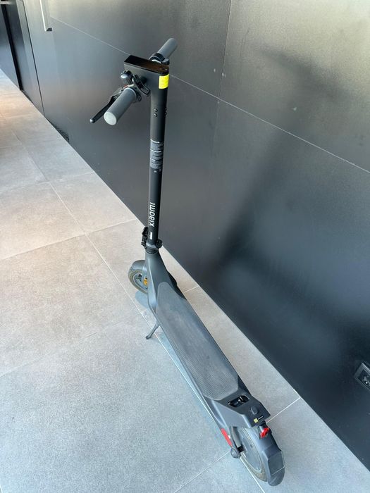 Trotinete Xiaomi Electric Scooter 4 Lite (2ª Geração) — COMO NOVA