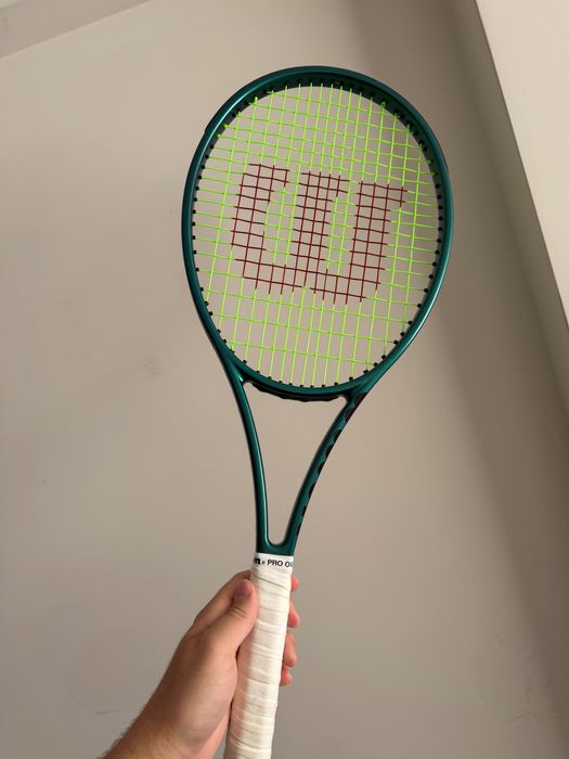 Wilson Blade V9 Pro stock 16x19 L3 + Saco Blade V9 15pk