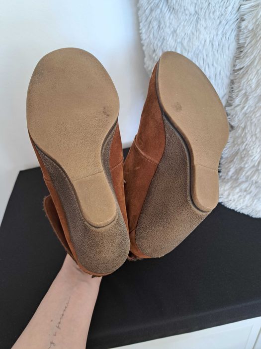 Botki na koturnie Reserved 38