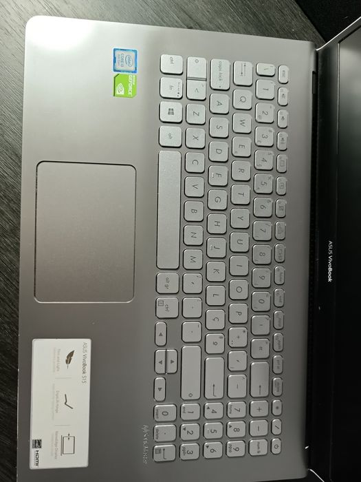 ASUS Vivobook S15 X530UF