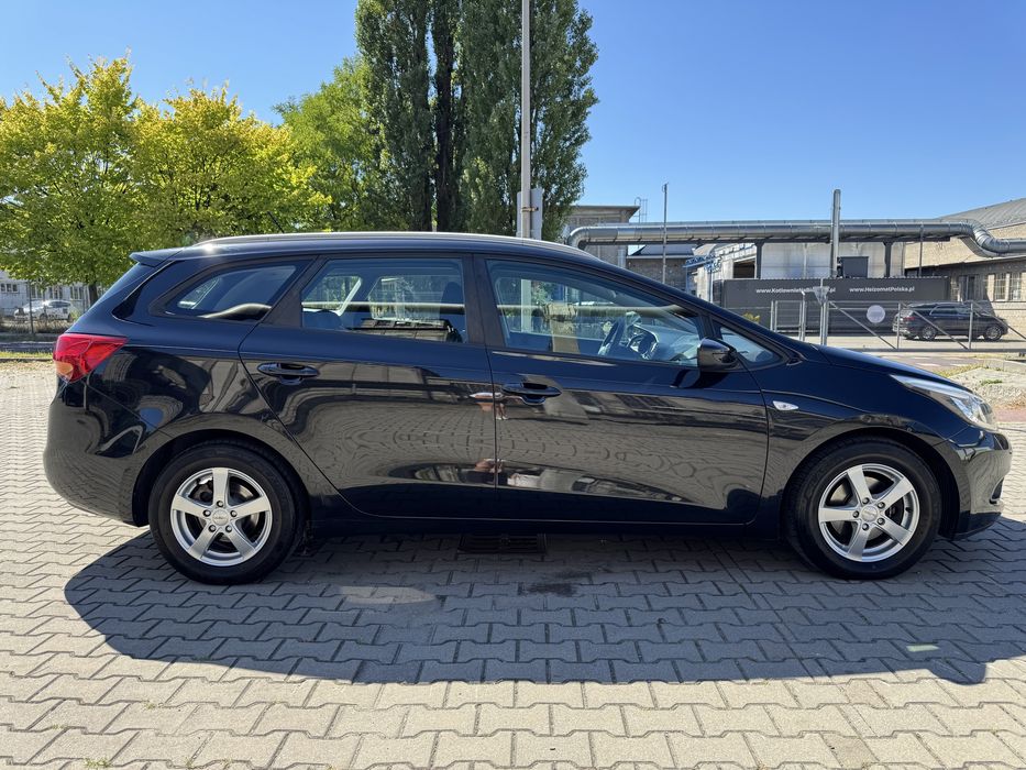 PIĘKNA KIA CEE'D 2013r 1.4 benzyna - 100koni, 198 tys km przebiegu!