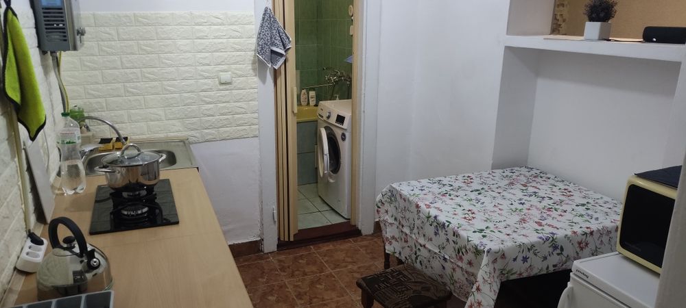 Подобова оренда однокімнатного напівособняка