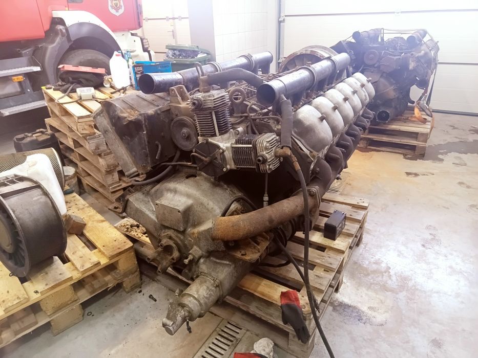 Tatra 815 V12 kompletny silnik