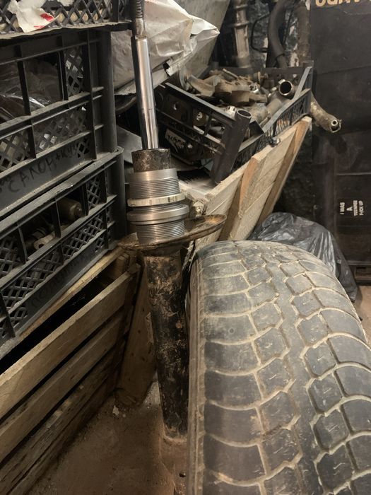 Різьбовий стакан койловер