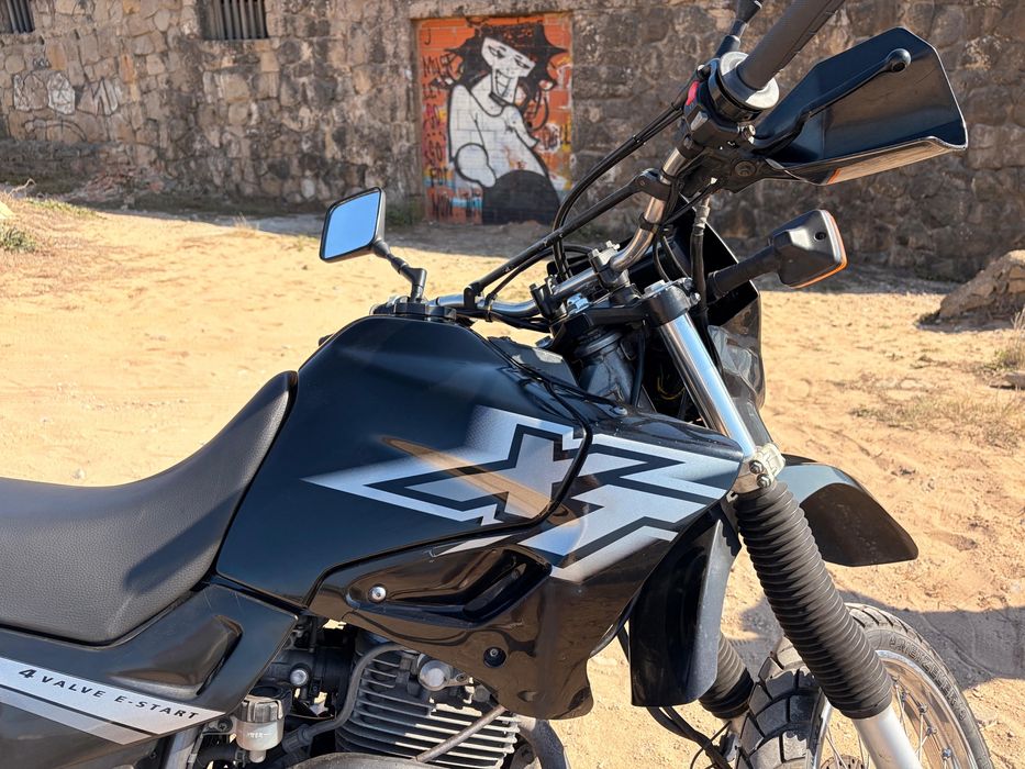 XT600 25kw carta A2 de 2001