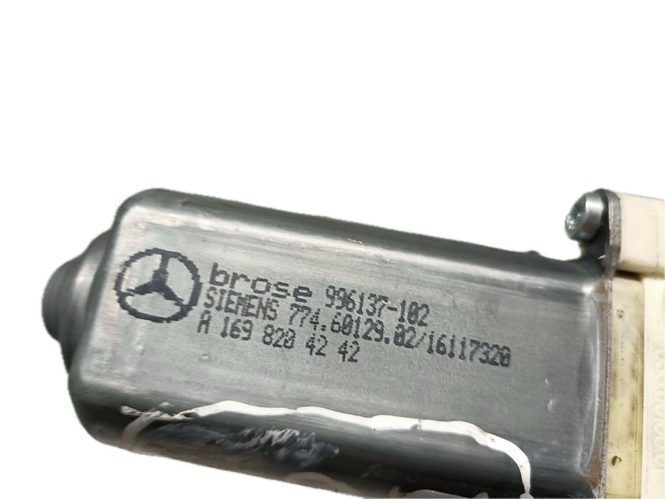 Motor vidro frente direito MERCEDES-BENZ Classe A (W169)
