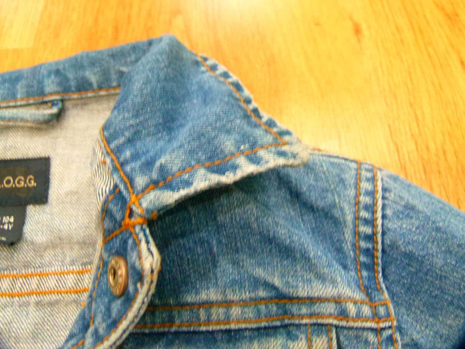 rozm 104 H&M kurtka katana jeans z przetarciami