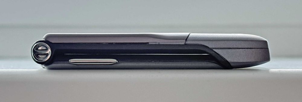 Вінтажна Motorola RAZR V3i Раритет
