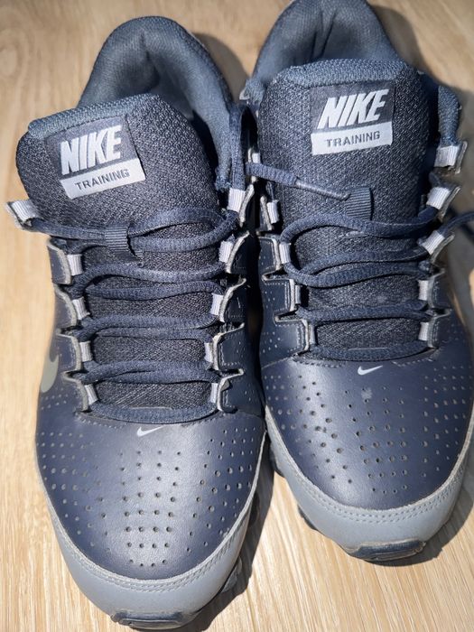 Кросівки чоловічі Nike Reax