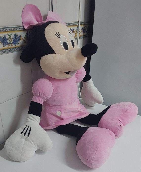 MINNIE. PELUCHE COM 80 CM. Colecção,Casa,Quarto, Criança Brincar,Sala.