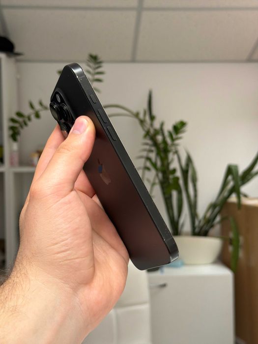 Apple iPhone 16 Pro Max 256GB Black Titanium eSim Neverlock, Айфон 16 Про Макс 256ГБ, АКБ 92%