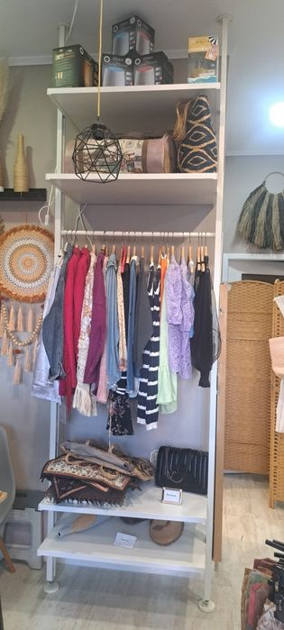 Roupeiro aberto Ikea