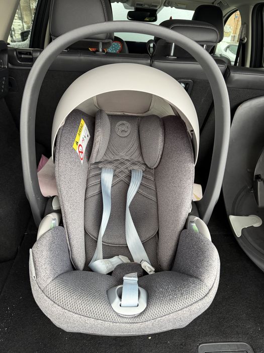 Автокрісло Cybex Cloud T i-Size
