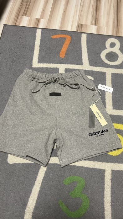 Spodenki Essentials FEAR OF GOD