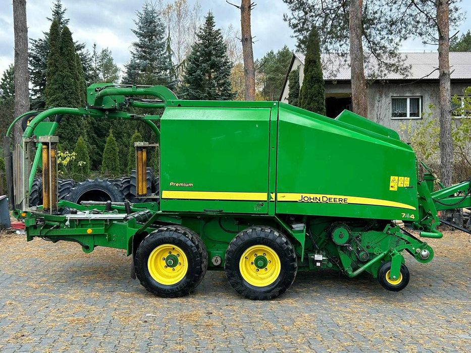 Sprzedam prasoowijarkę john deere 744H McHale Fusion Kuhn Krone Vicon