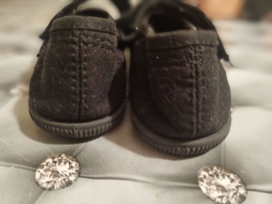 Baleriny kapcie buty r.30 czarne wkl.18 na rzepy