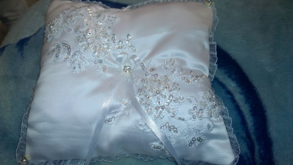 Sprzedam suknię ślubną.