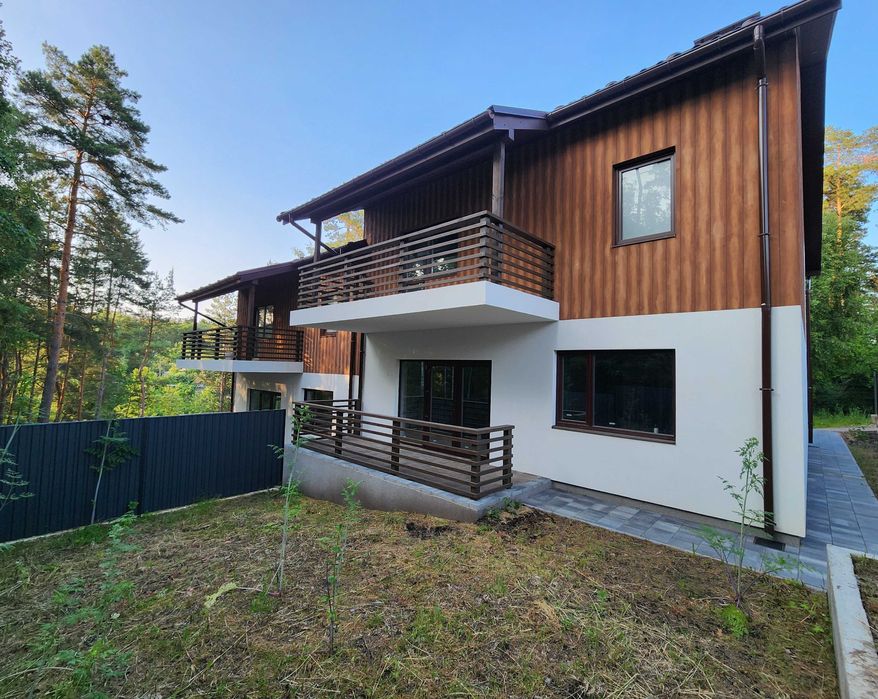 Від забудовника! Продам будинок, дуплекс біля лісу. Телефонуйте.