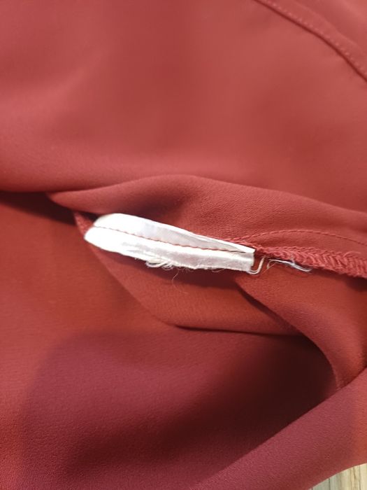 Elegancka bordowa bluzka / koszula AMISU – Rozmiar XS