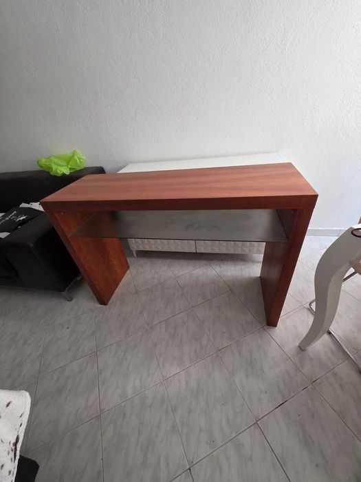 Aparador gato preto