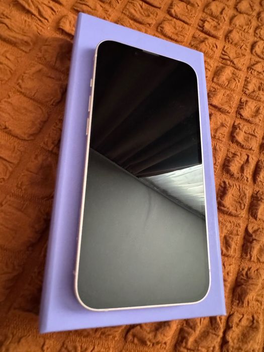 Продам IPhone 13 128gb