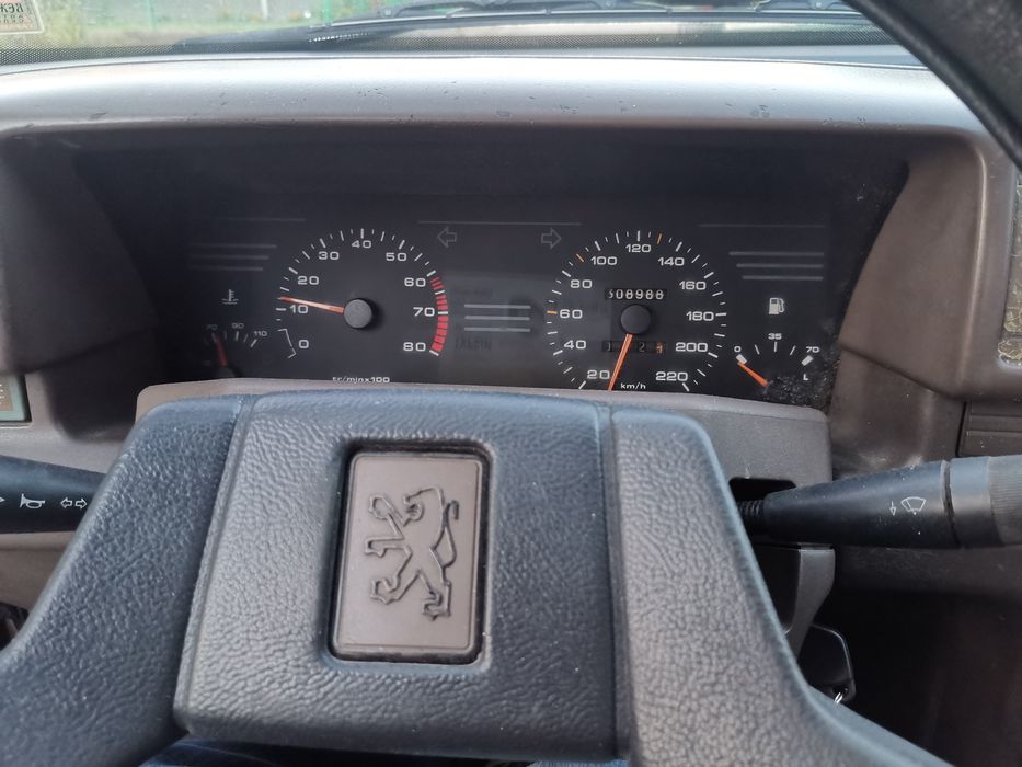 Продам автомобіль пежо 405