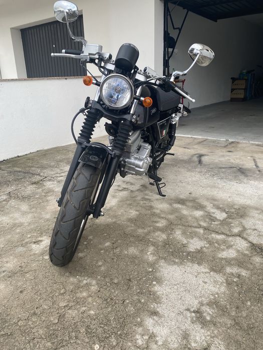 Mota 125 juliarti 252 crown classic