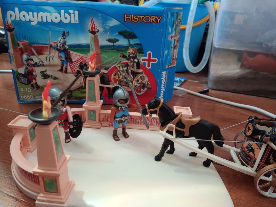Conjunto de figuras Playmobil History com guerreiros e cavalo