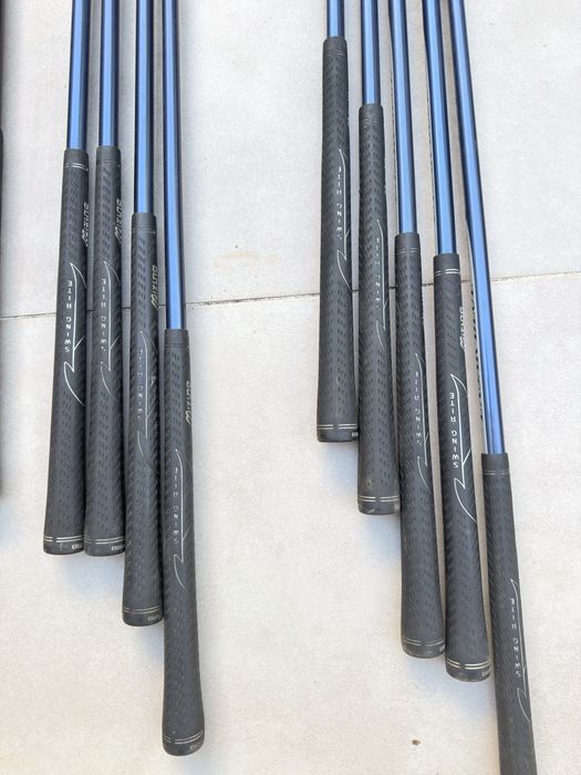 conjunto completo de golfe usado