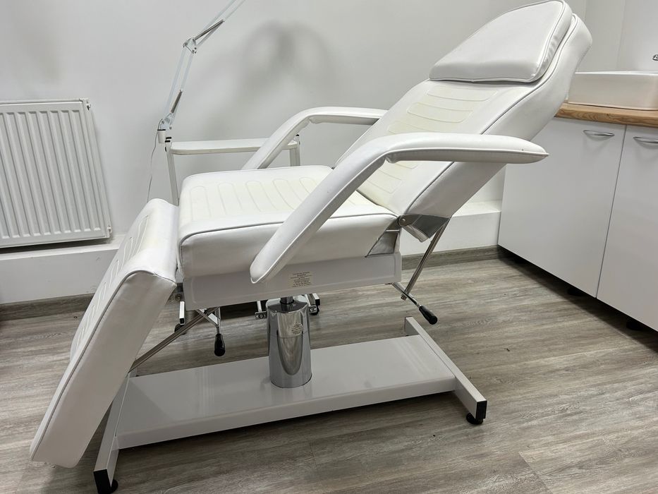 Fotel kosmetyczny hydrauliczny