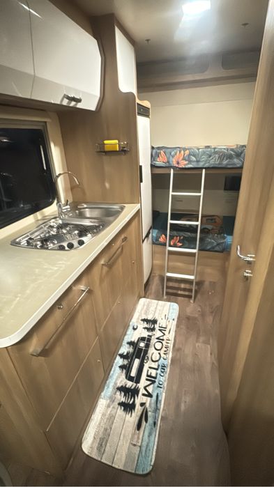 Aluguer Autocaravana 6 lugares