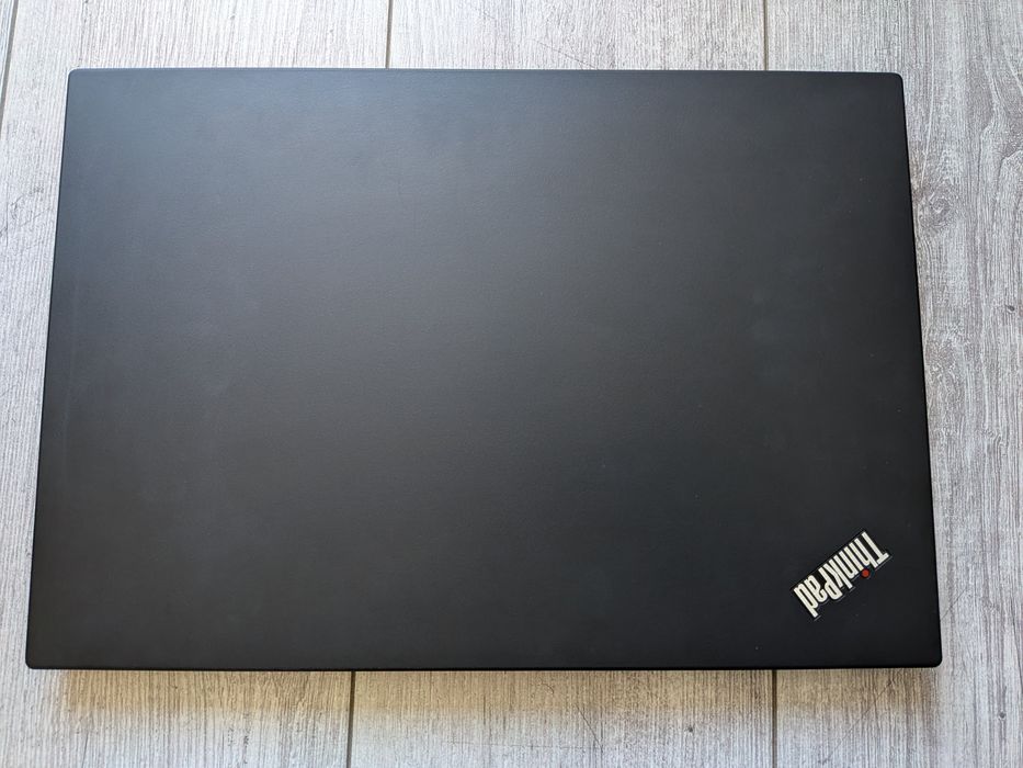 Lenovo ThinkPad  T490 i5 8gb + GRATISY