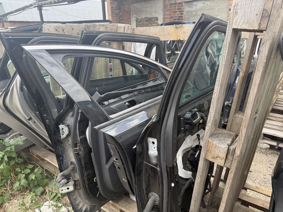 Двері дверька Пежо 508sw передні задні ліва права сторона