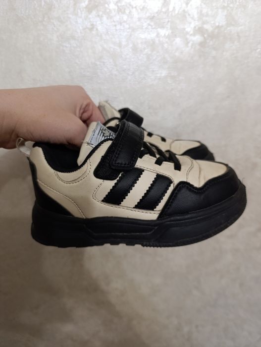 Кросівки красовки для хлопчика 3 пари 200 шт