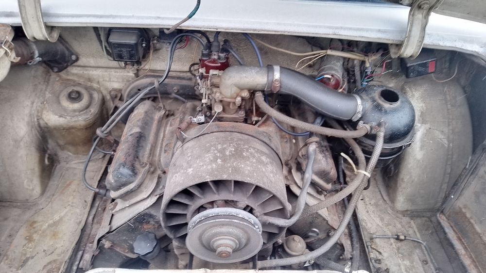 Продам автомобіль запорожець на полном ходу