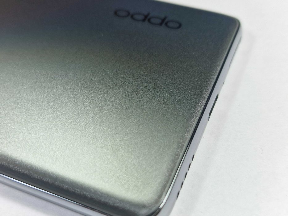 OPPO Reno10 Pro 5G / Silvery Grey / 12GB / 256GB / Grade A- / Gwarancja 12 miesięcy