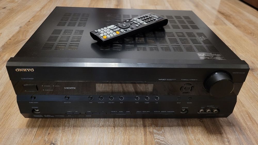 Amplituner Onkyo TX-SR506