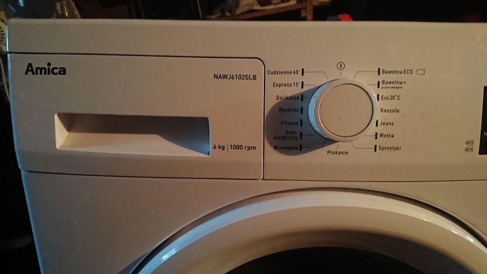 Pralka Amica uszkodzona.