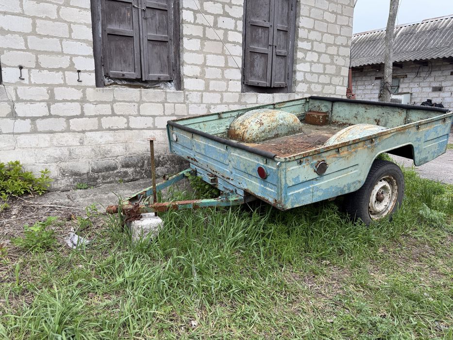 Прицеп в хорошем состоянии для авто