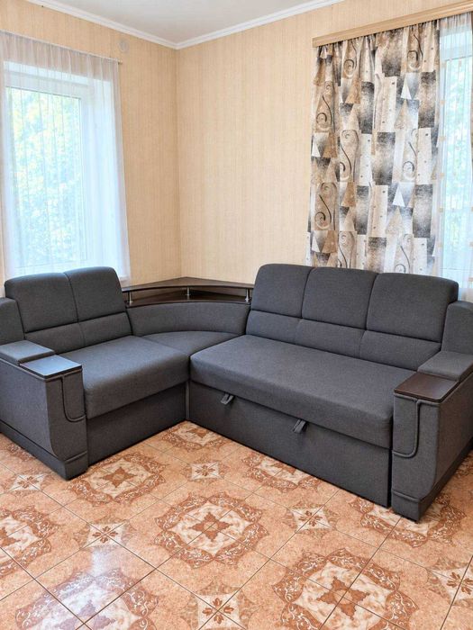 Оренда 1-кім квартири Гатне по вулиці Київська, перший поверх, є паркомісце