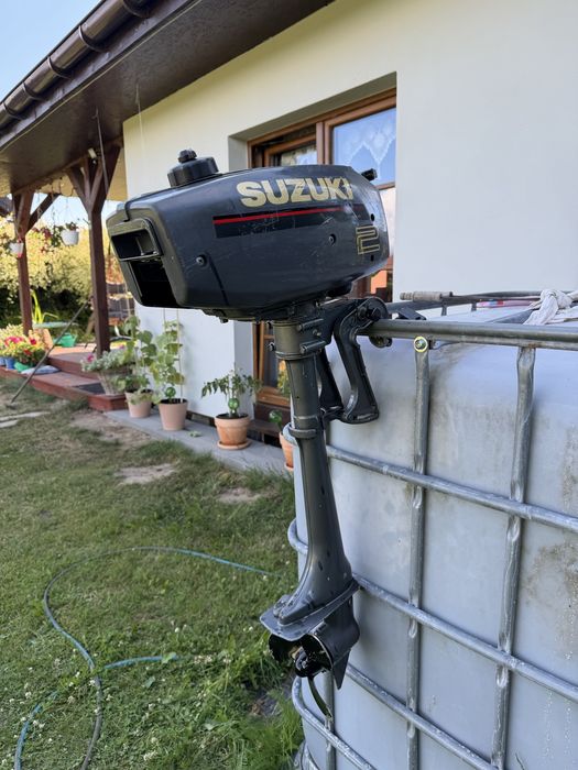 Silnik zaburtowy suzuki dt2 idealny do łodki lub pontonu