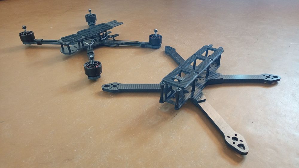 fpv дрони та рами