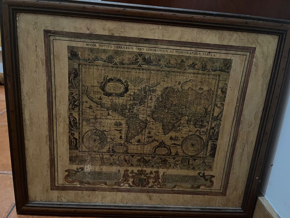 Quadros mão de Deus mapa mundo
