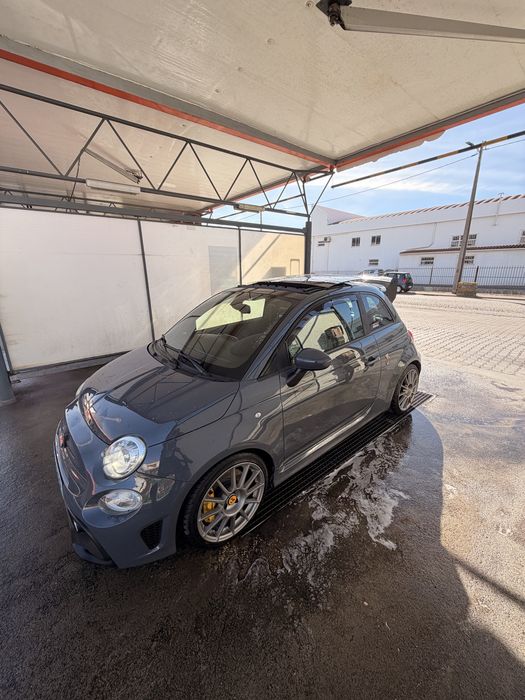 Abarth 595 competizione