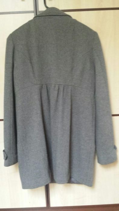 Wiosenno-jesienny płaszczyk ciążowy H&M r. 36