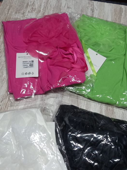 Vestidos lindos NOVOS