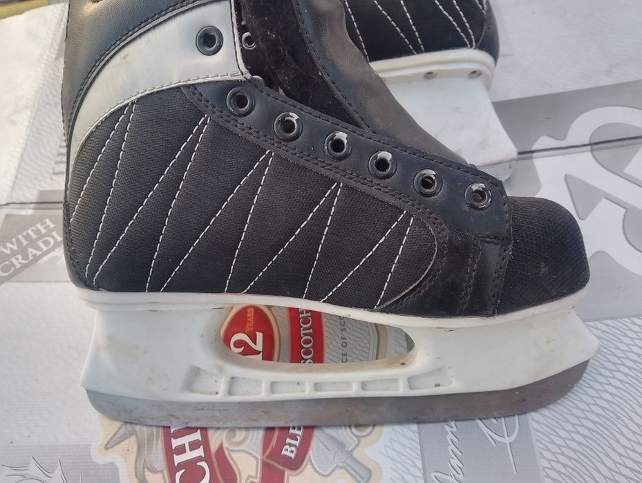 Коньки подростковые