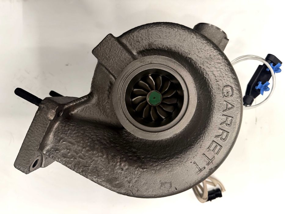 Turbosprężarka JOHN DEERE 7R,8R,8RT,8RX DZ112224  DZ120180