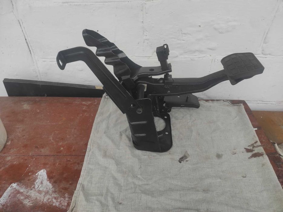 Педаль газа Lupo 3L 1,2 tdi. Блок Abs.